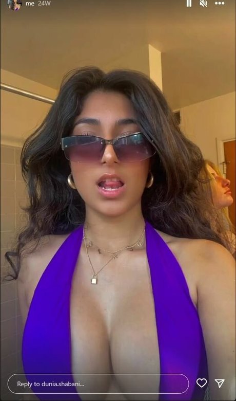Foto di nudo di fuga di OnlyFans di Donya Shabani
