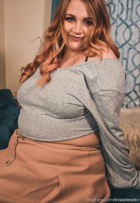 Kinkycurvykat