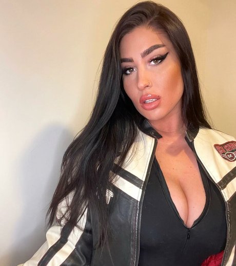 Foto di nudo di fuga di OnlyFans di Baranyai Lanyok