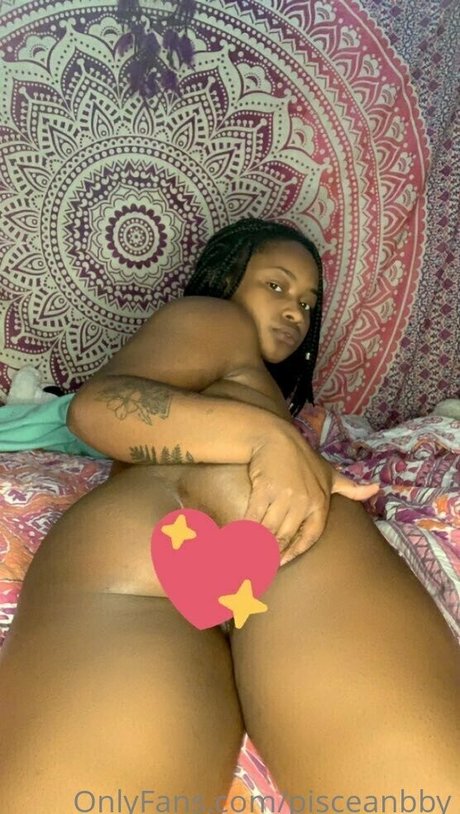 Foto di nudo di fuga di OnlyFans di Tatijpeg