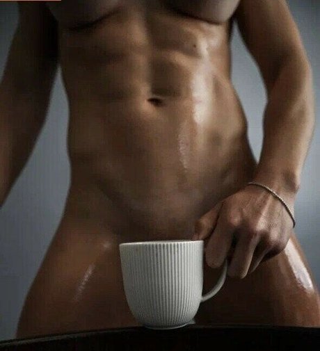 Foto di nudo di fuga di OnlyFans di Valeria Guznenkova