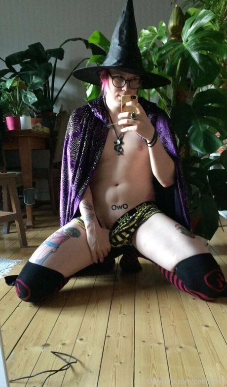 Foto di nudo di fuga di OnlyFans di Goblinthot
