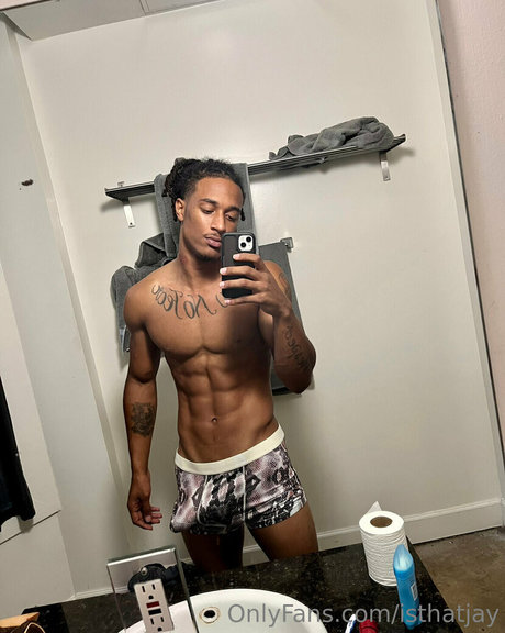 Foto di nudo di fuga di OnlyFans di Isthatjay