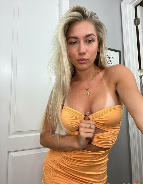 Foto di nudo di fuga di OnlyFans di Sarahrose19