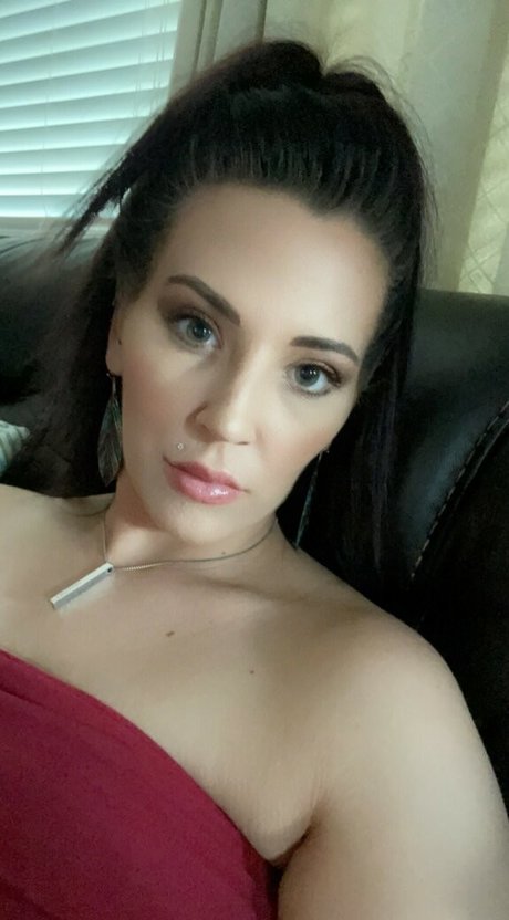 Hotwifebrookeblaze