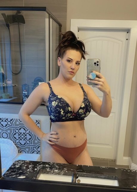 Hotwifebrookeblaze