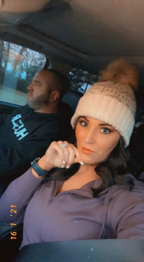 Hotwifebrookeblaze