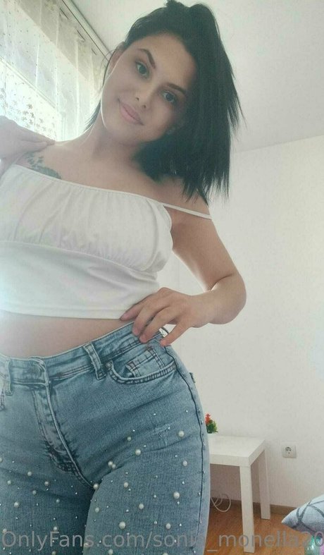 Foto di nudo di fuga di OnlyFans di Soniamonella20