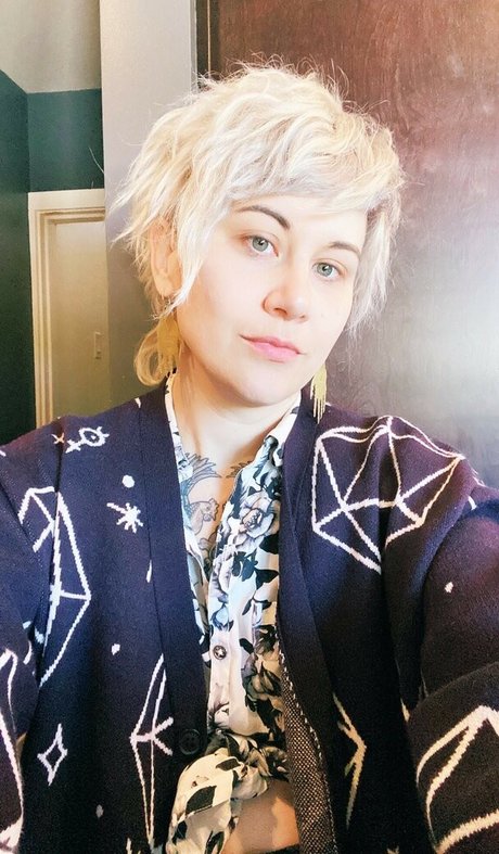 Holly Conrad