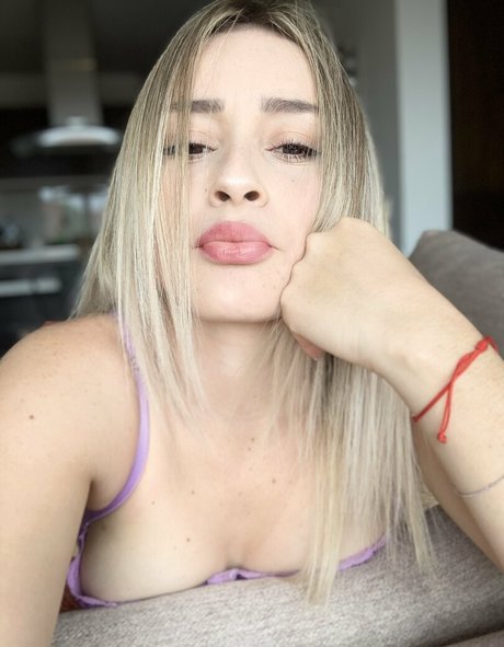 Anniewillfree