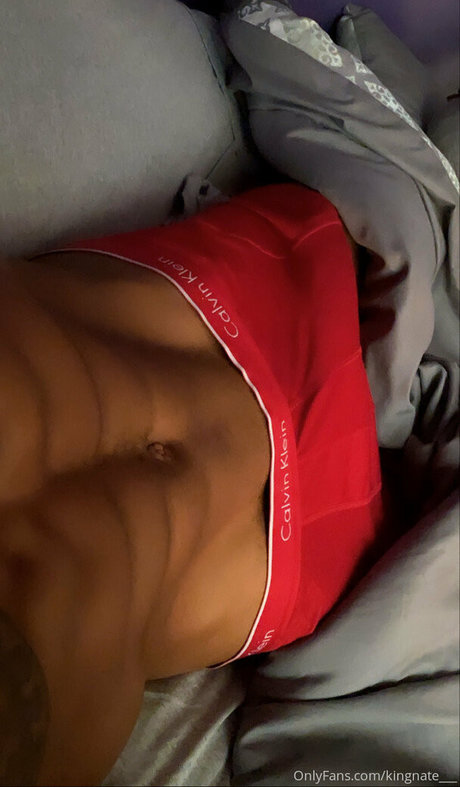 Foto di nudo di fuga di OnlyFans di Kingnate