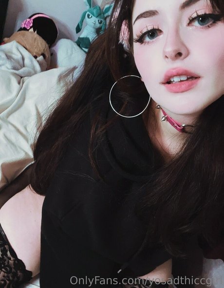 Foto di nudo di fuga di OnlyFans di Yosadthiccgirl