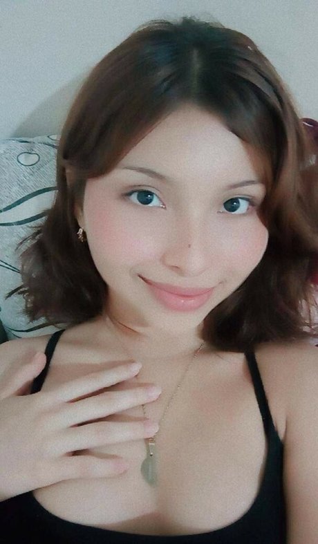 Show Your Girlfriend