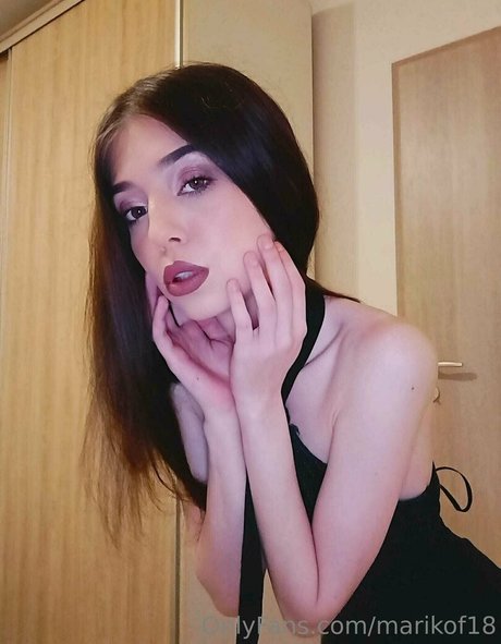 Foto di nudo di fuga di OnlyFans di Marikof18