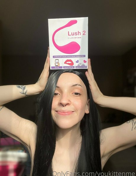 Foto di nudo di fuga di OnlyFans di Youkittenme