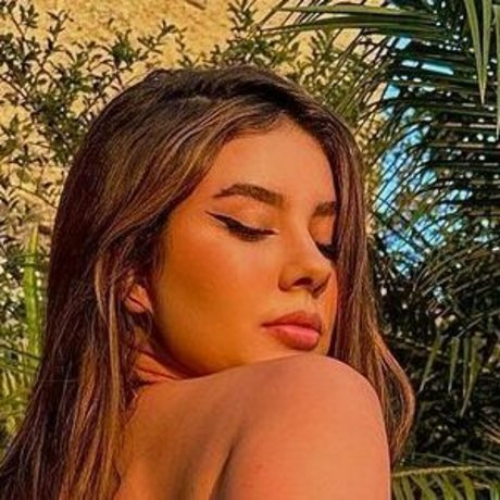 Foto di nudo di fuga di OnlyFans di Carla Evellyn