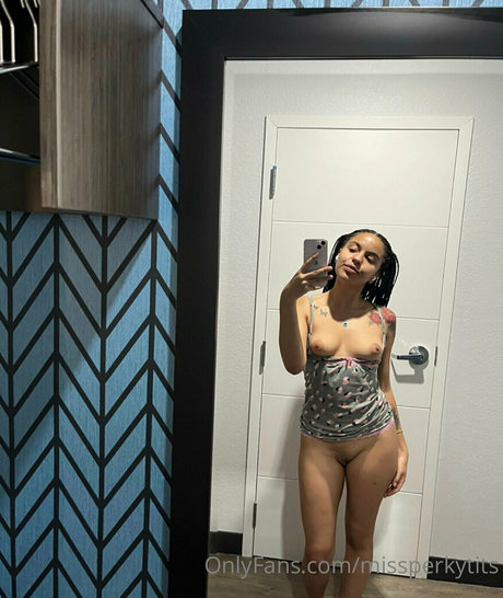 Foto di nudo di fuga di OnlyFans di Missperkytits