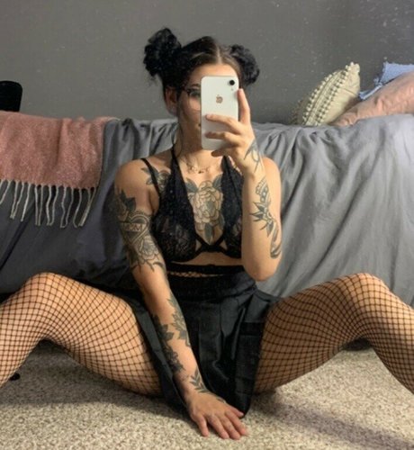 Foto di nudo di fuga di OnlyFans di Kristina May