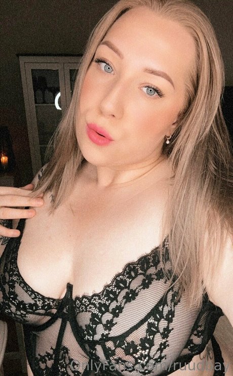 Foto di nudo di fuga di OnlyFans di Ruudbay