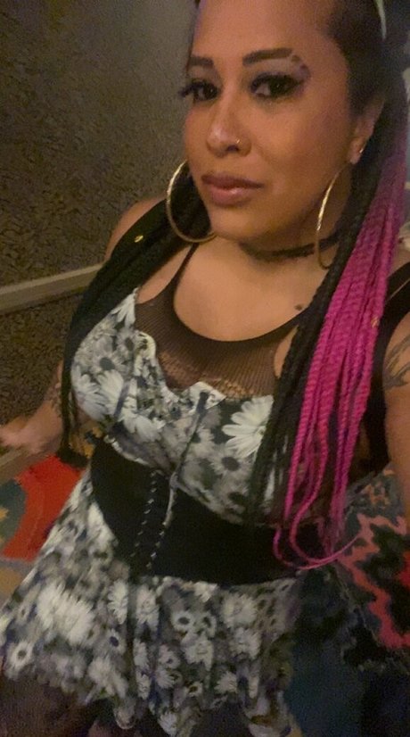 Foto di nudo di fuga di OnlyFans di Nyla Rose