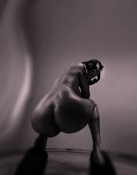 Foto di nudo di fuga di OnlyFans di Swallowyoudown