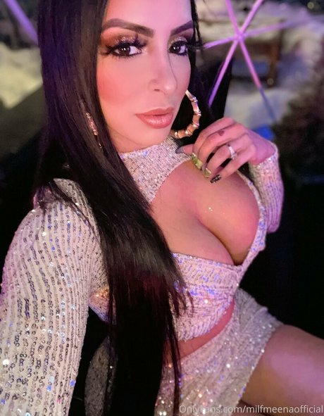Foto di nudo di fuga di OnlyFans di Missmeenaofficial