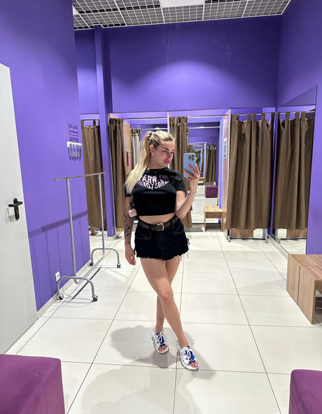 Blondyaria