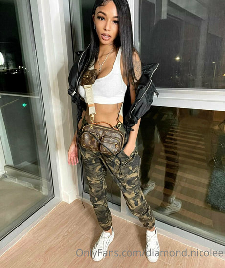 Foto di nudo di fuga di OnlyFans di Diamondnicolee