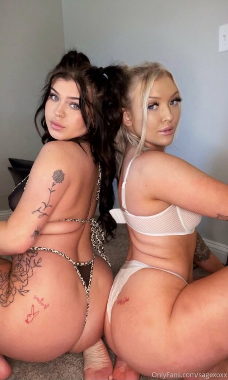 Foto di nudo di fuga di OnlyFans di Sagexoxx