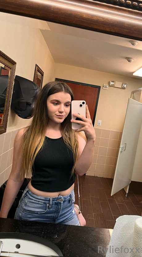 Ryliefoxxfree