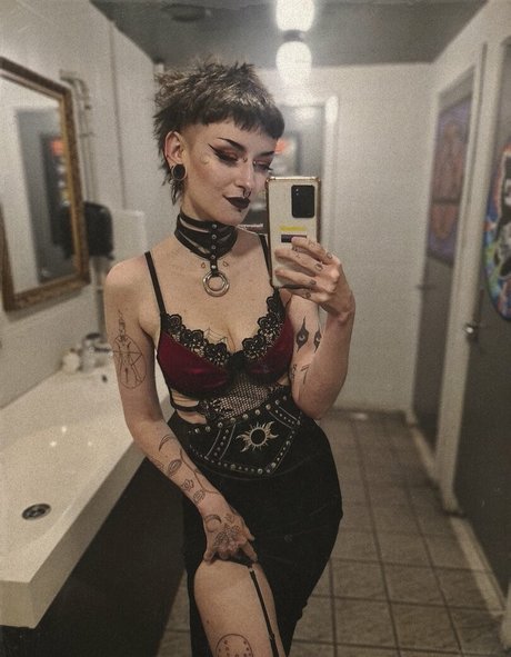 Littledemonwitch