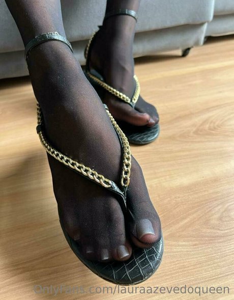 Foto di nudo di fuga di OnlyFans di Lauraazevedoqueen