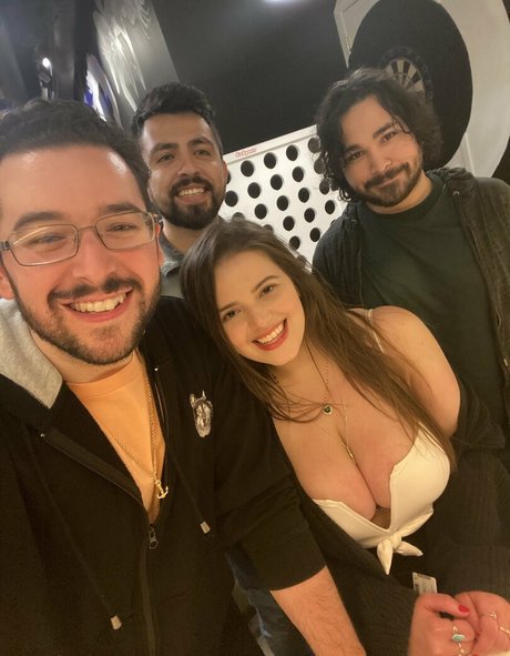 Vanessinator