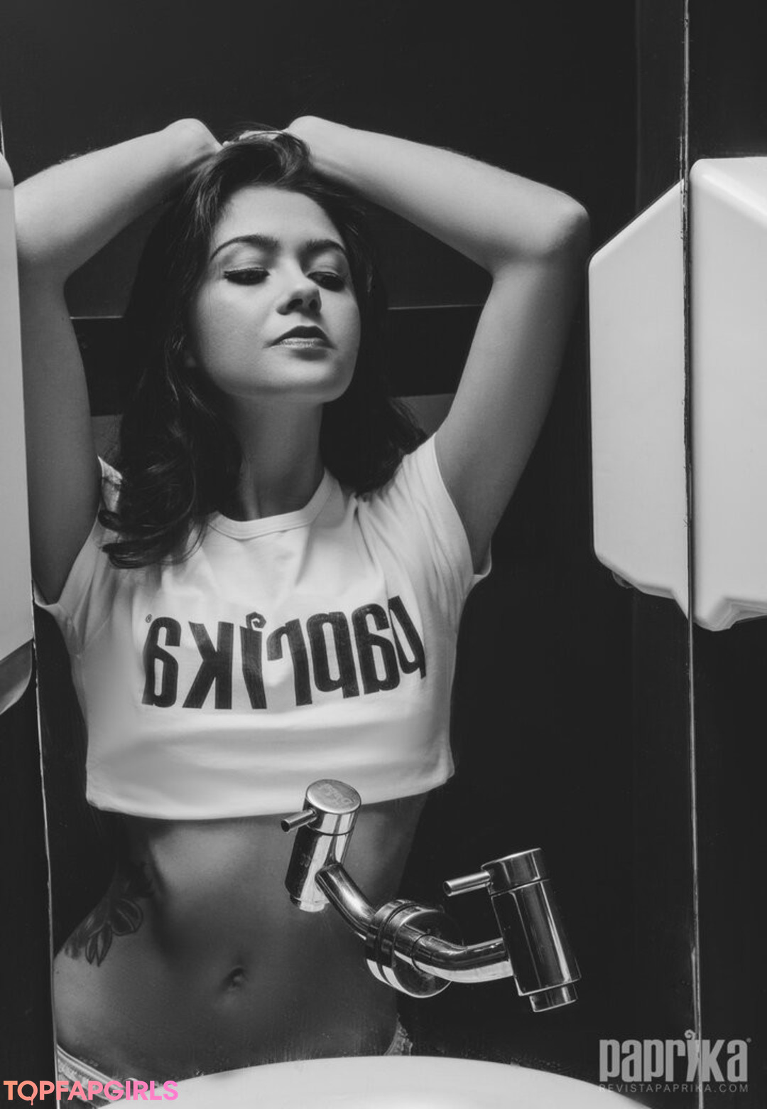 Foto di nudo di fuga di OnlyFans di Paprika #1379