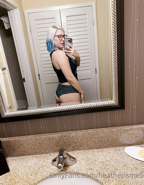 Foto di nudo di fuga di OnlyFans di Heather Monroe