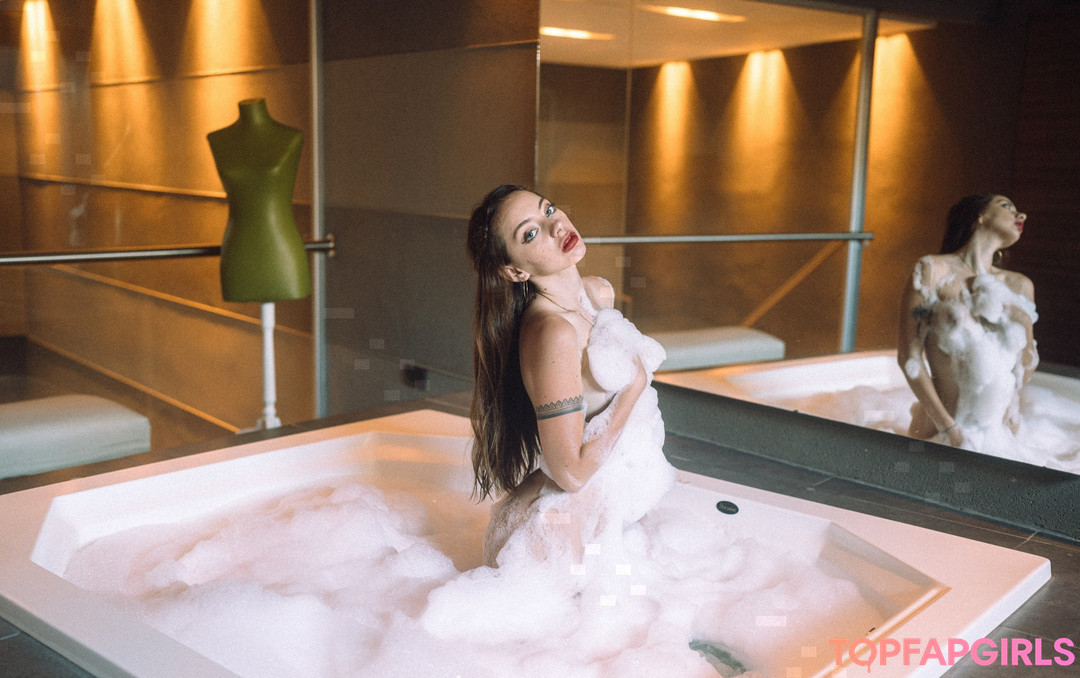 Foto di nudo di fuga di OnlyFans di Thepeachapp #1119