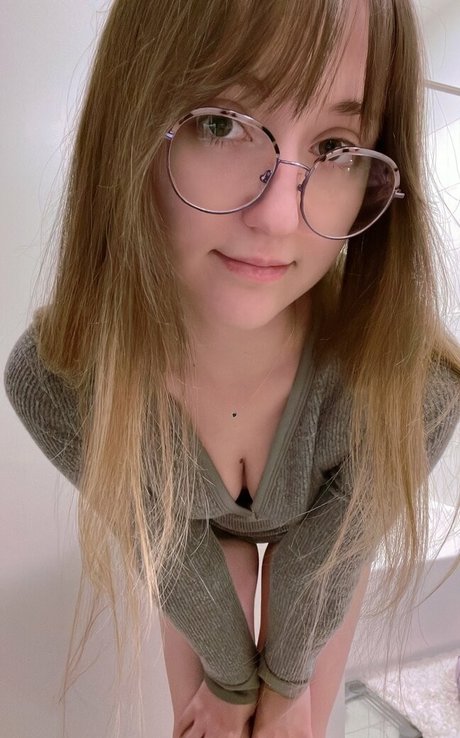 Foto di nudo di fuga di OnlyFans di Soniccitrush