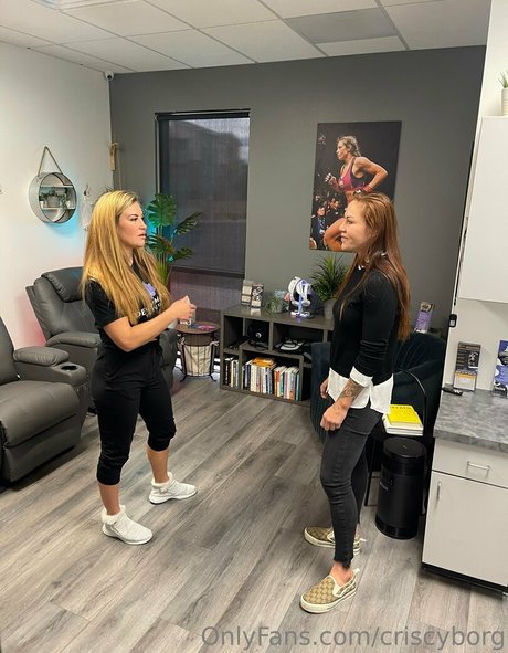 Foto di nudo di fuga di OnlyFans di Criscyborg