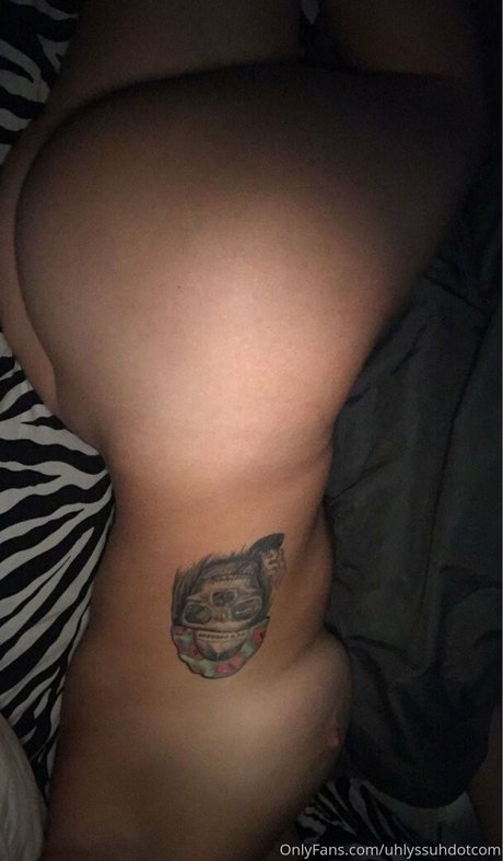 Foto di nudo di fuga di OnlyFans di Uhlyssuhdotcom
