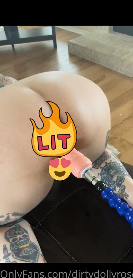 Foto di nudo di fuga di OnlyFans di Dirtydollyrose