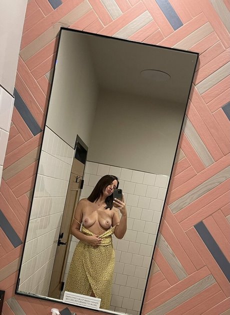 Foto di nudo di fuga di OnlyFans di Sweet Summer