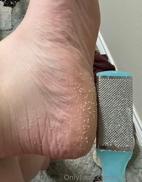 Foto di nudo di fuga di OnlyFans di Tjfootie