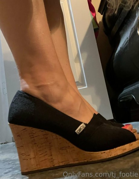 Foto di nudo di fuga di OnlyFans di Tjfootie