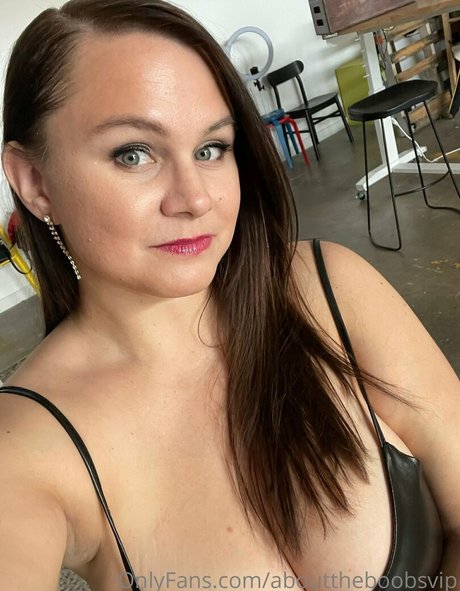Abouttheboobsvip