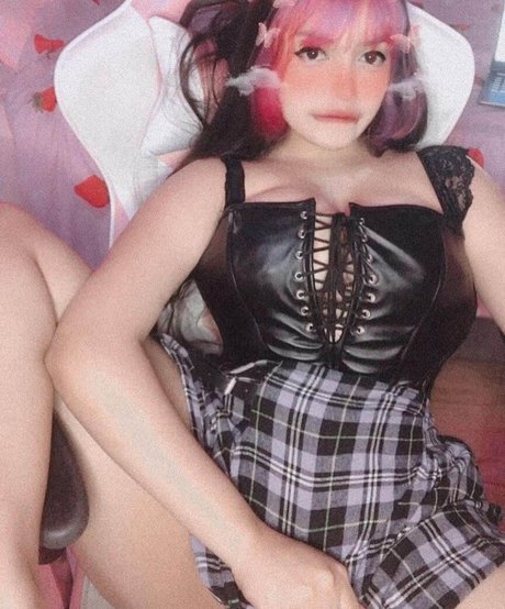 Foto di nudo di fuga di OnlyFans di Babymelini