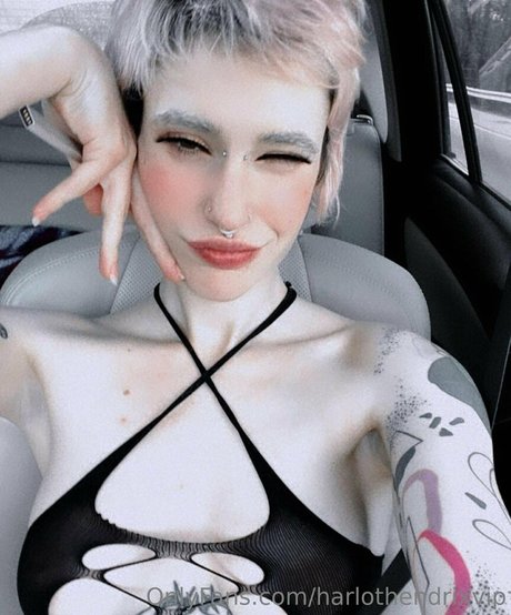 Foto di nudo di fuga di OnlyFans di Harlothendrixvip