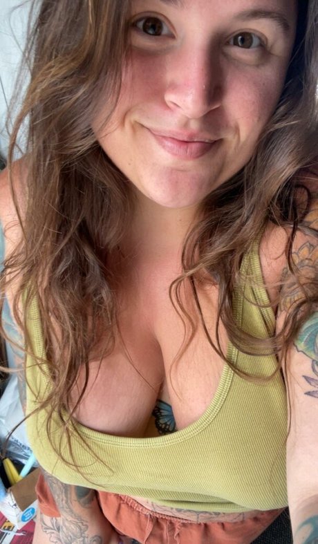 Foto di nudo di fuga di OnlyFans di Handfulheather