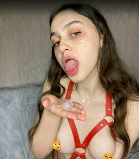 Foto di nudo di fuga di OnlyFans di Lovewhip