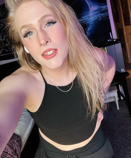 Foto di nudo di fuga di OnlyFans di Ghost Romper