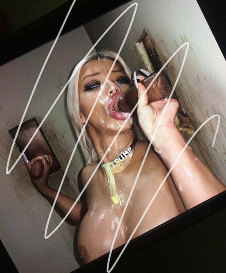 Foto di nudo di fuga di OnlyFans di Tiffany Luu